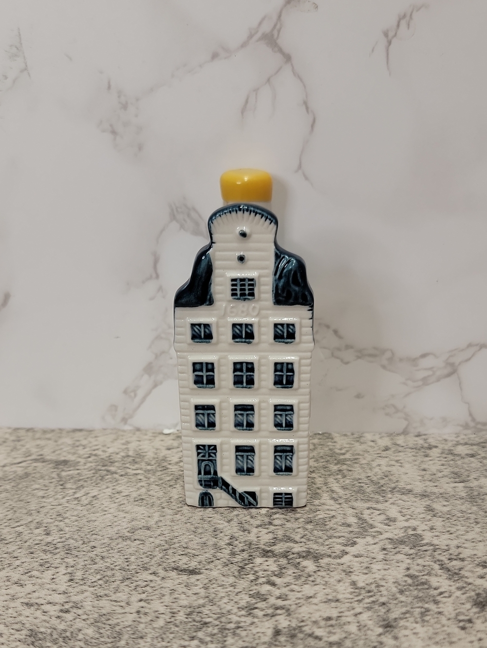 Vintage KLM Blue Delft House #14 by BOLS Diutch house home